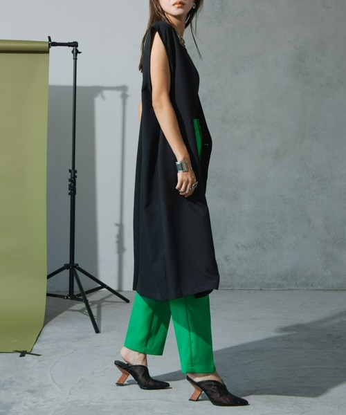 AIC.（エーアイシー）の「ノーカラーダブルボタンロングジレベスト（ベスト・レディース・ブラック/アイボリー・FREE）」の6枚目の写真