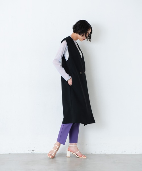 AIC.（エーアイシー）の「ノーカラーダブルボタンロングジレベスト（ベスト・レディース・ブラック/アイボリー・FREE）」の15枚目の写真