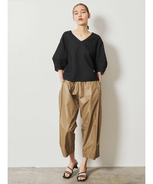 ELENDEEK（エレンディーク）の「バルーンスリーブブラウス（シャツ/ブラウス・レディース・ブラック/オフホワイト/オレンジ・FREE）」の10枚目の写真