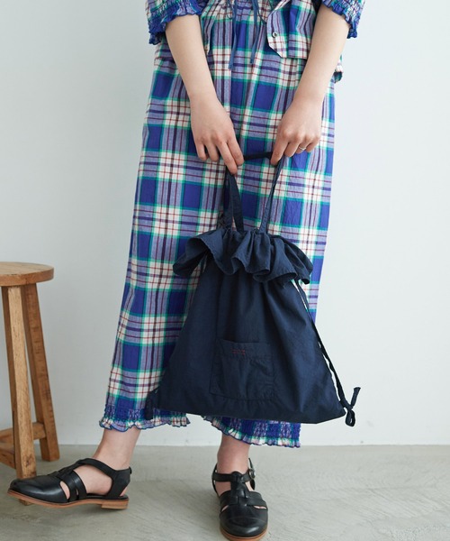 chambre de charme(シャンブルドゥシャーム)の「cdc コットンタイプライター NVW ナップサック(バックパック/リュック・レディース・ネイビー/グリーン・FREE)」の12枚目の写真