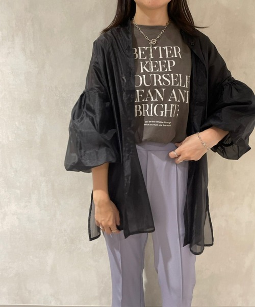 JUGLANS(ユグランス)の「☆ 魅力的なレイヤードスタイルが叶う。オーガンジーバッグギャザーブラウス 30479A232(シャツ/ブラウス・レディース・ブラック/ブラウン/グリーン・FREE)」の2枚目の写真