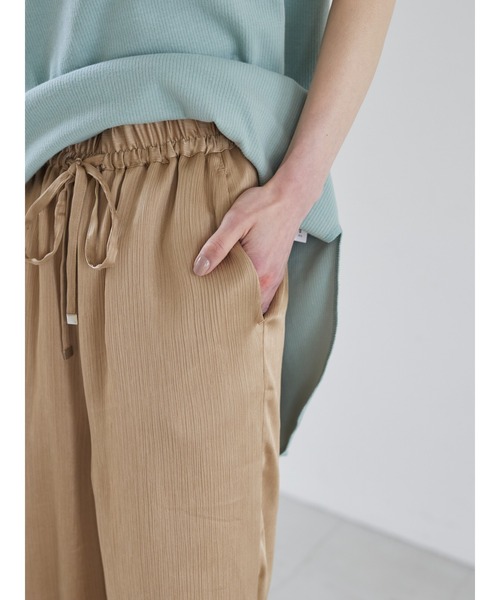 rem closet（レムクローゼット）の「ワッシャーサテンパンツ（その他パンツ・レディース・グレイッシュブルー/ベージュ・S/FREE）」の14枚目の写真