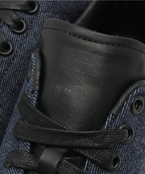 adidas Originals(アディダスオリジナルス)の「ユニセックス アディダス スタンスミス デニム adidas STAN SMITH M17151(スニーカー・メンズ・ネイビー・28cm/23cm/27cm/27.5cm/23.5cm/26cm/26.5cm/24.5cm/28.5cm/24cm)」の2枚目の写真