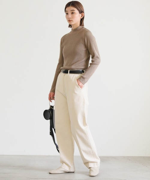 select MOCA(セレクトモカ)の「プチハイネックシンプルリブニット(ニット/セーター・レディース・テラコッタ/ベージュ/ブルー/アイボリー/ブラック・FREE)」の8枚目の写真