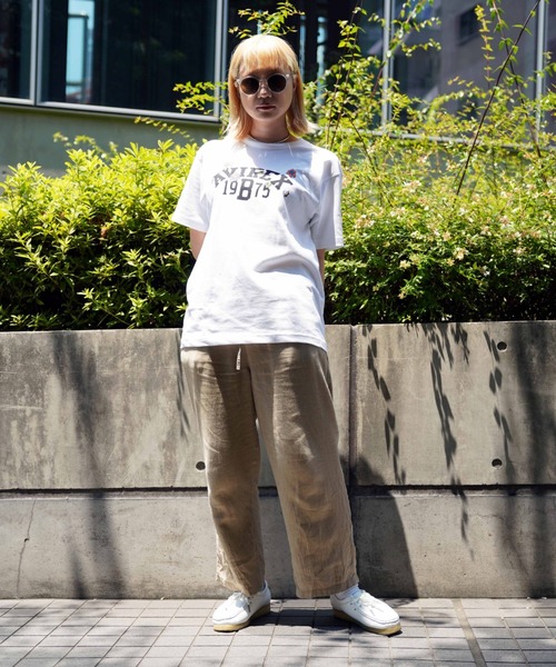 AVIREX(アヴィレックス)の「【直営店限定】FLOWER MOTIF T-SHIRT/ フラワーモチーフ ティーシャツ(Tシャツ/カットソー・レディース・オフホワイト/イエロー・FREE)」の5枚目の写真