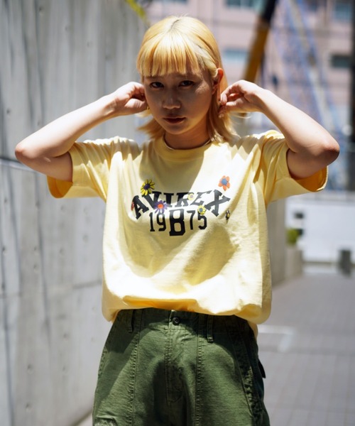 AVIREX(アヴィレックス)の「【直営店限定】FLOWER MOTIF T-SHIRT/ フラワーモチーフ ティーシャツ(Tシャツ/カットソー・レディース・オフホワイト/イエロー・FREE)」の11枚目の写真
