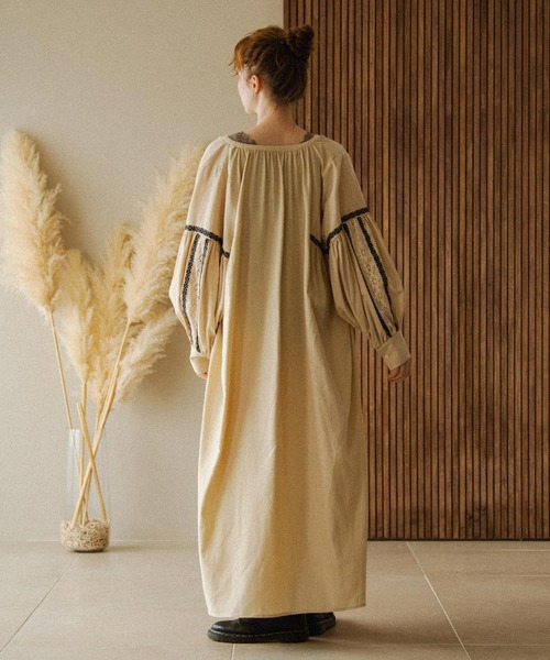 Crisp(クリスプ)の「刺繍レースワンピース(ワンピース・レディース・その他/ブラック・FREE)」の13枚目の写真