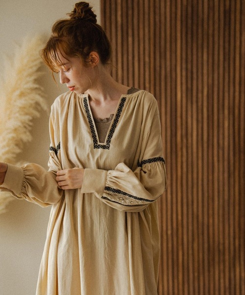 Crisp(クリスプ)の「刺繍レースワンピース(ワンピース・レディース・その他/ブラック・FREE)」の16枚目の写真