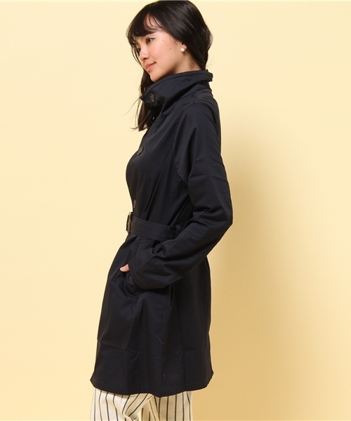 GIORDANO（ジョルダーノ）の「[GIORDANO]コットンツイルスプリングステンカラーコート（ステンカラーコート・レディース・ベージュ/ネイビー・MEDIUM/LARGE）」の4枚目の写真