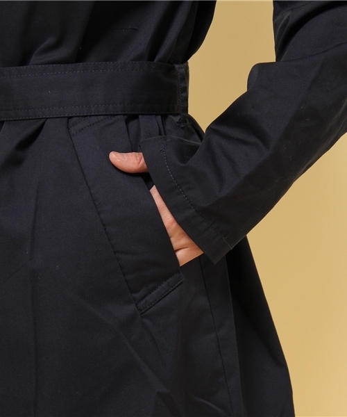 GIORDANO（ジョルダーノ）の「[GIORDANO]コットンツイルスプリングステンカラーコート（ステンカラーコート・レディース・ベージュ/ネイビー・MEDIUM/LARGE）」の10枚目の写真