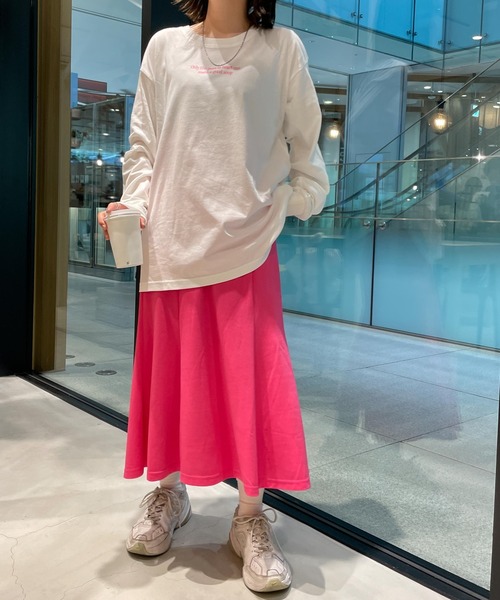 WEGO（ウィゴー）の「WEGO/グラフィックロンT（Tシャツ/カットソー・レディース・ホワイト/ブラック/オフホワイト/サックスブルー/ピンク/その他1/オートミール/ホワイト系その他・SMALL/MEDIUM）」の15枚目の写真