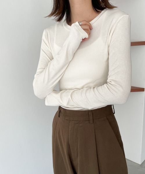 CANAL JEAN（キャナルジーン）の「El mar(エルマール) リブクルーネックロングTシャツ（Tシャツ/カットソー・レディース・チャコールグレー/ブラック/ブラウン/アイボリー・ONE SIZE）」の2枚目の写真