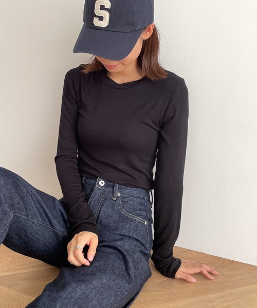 CANAL JEAN（キャナルジーン）の「El mar(エルマール) リブクルーネックロングTシャツ（Tシャツ/カットソー・レディース・チャコールグレー/ブラック/ブラウン/アイボリー・ONE SIZE）」の3枚目の写真