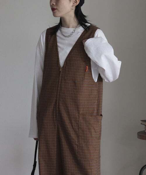 UNIVERSAL OVERALL（ユニバーサルオーバーオール）の「【UNIVERSAL OVERALL/ユニバーサルオーバーオール】T/Rチェックサロペット（サロペット/オーバーオール・レディース・ブラック系その他/ブラウン系その他・M）」の18枚目の写真