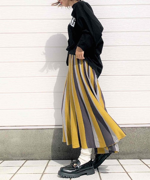 Q（キュー）の「LOVEロゴT（Tシャツ/カットソー・レディース・ブラック/アイボリー・MEDIUM）」の11枚目の写真