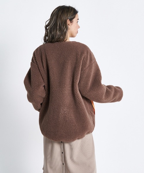 ROXY(ロキシー)の「SWAN ZIP/ロキシーリバーシブルボアジャケット(スウェット・レディース・ホワイト/ブラック/ブラウン・LARGE/SMALL/MEDIUM)」の22枚目の写真