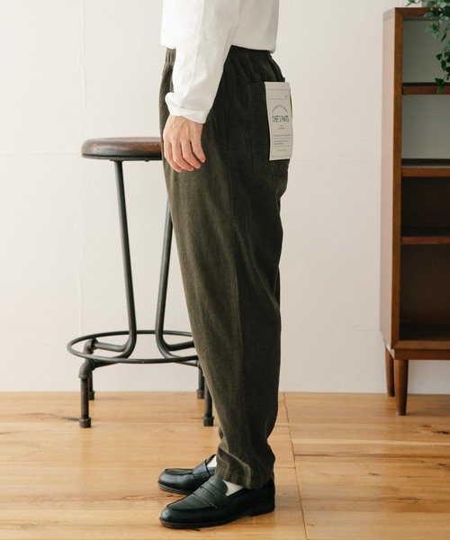 ITEMS URBANRESEARCH(アイテムズ アーバンリサーチ)の「コーデュロイ シェフパンツ(その他パンツ・メンズ・ブラック/ネイビー/オリーブ/ブラウン・LARGE/MEDIUM)」の16枚目の写真