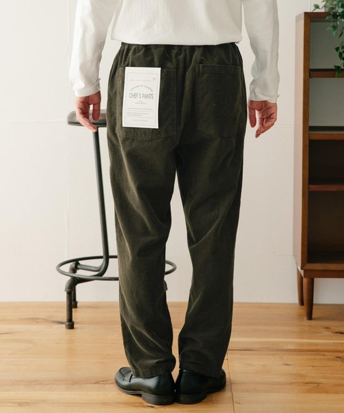 ITEMS URBANRESEARCH(アイテムズ アーバンリサーチ)の「コーデュロイ シェフパンツ(その他パンツ・メンズ・ブラック/ネイビー/オリーブ/ブラウン・LARGE/MEDIUM)」の17枚目の写真