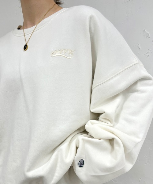 DISCUS ATHLETIC（ディスカス　アスレチック）の「【SLOPPY×DISCUS】クルースウェット（スウェット・レディース・ライトグレー/オフホワイト/ブルー/チャコールグレー・FREE）」の5枚目の写真