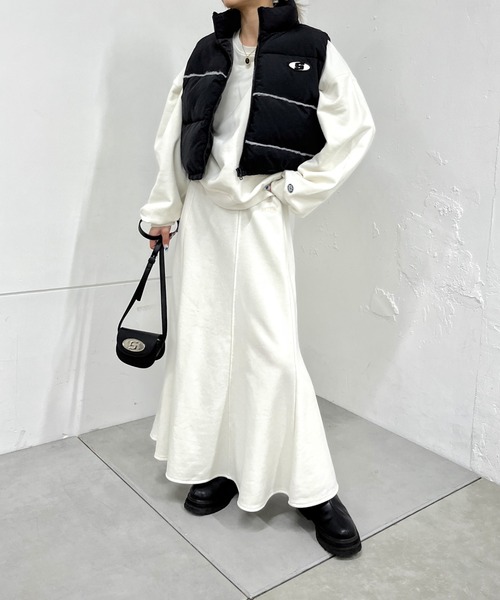 DISCUS ATHLETIC（ディスカス　アスレチック）の「【SLOPPY×DISCUS】クルースウェット（スウェット・レディース・ライトグレー/オフホワイト/ブルー/チャコールグレー・FREE）」の6枚目の写真