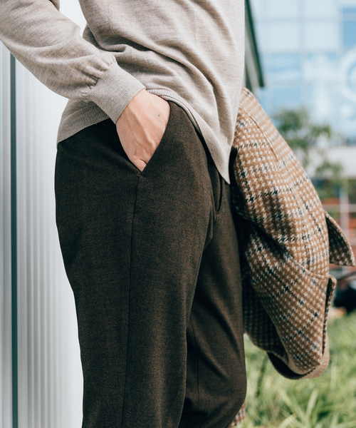 EDIFICE（エディフィス）の「メランジ T/R テーパード イージーパンツ（その他パンツ・メンズ・チャコールグレー/ブラック/ブラウン・SMALL/MEDIUM/LARGE/X-LARGE）」の17枚目の写真