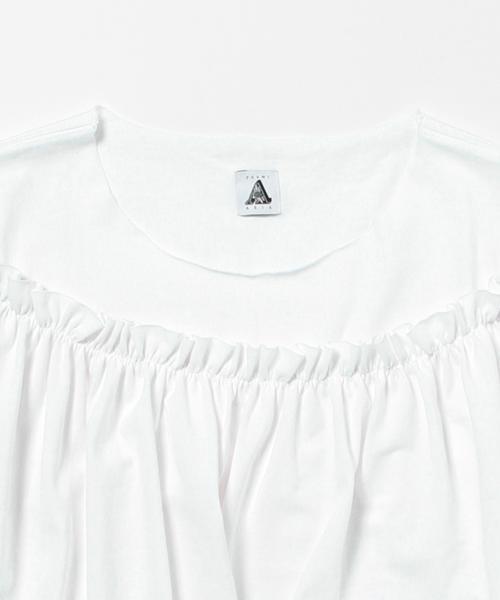 Ray BEAMS(レイビームス)の「Yuumi ARIA / フリルTシャツ(Tシャツ/カットソー・レディース・ホワイト/ブラック/オリーブ・ONE SIZE)」の9枚目の写真