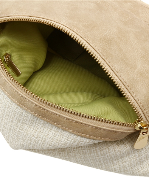 GALLARDAGALANTE（ガリャルダガランテ）の「チェーンアレンジクラッチ（ショルダーバッグ・レディース・ベージュ・FREE）」の6枚目の写真