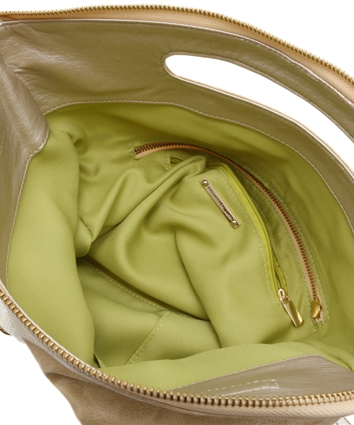 GALLARDAGALANTE（ガリャルダガランテ）の「チェーンアレンジクラッチ（ショルダーバッグ・レディース・ベージュ・FREE）」の7枚目の写真