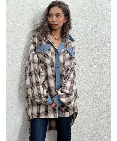 GYDA（ジェイダ）の「デニムドッキングチェック BIGシャツ（シャツ/ブラウス・レディース・グレー/アイボリー・FREE）」の11枚目の写真