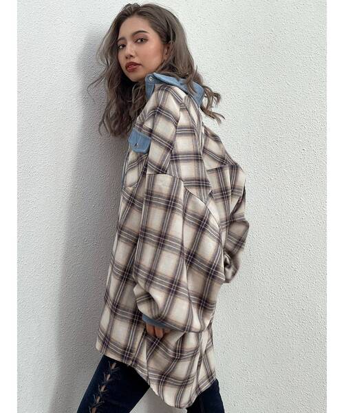 GYDA（ジェイダ）の「デニムドッキングチェック BIGシャツ（シャツ/ブラウス・レディース・グレー/アイボリー・FREE）」の14枚目の写真