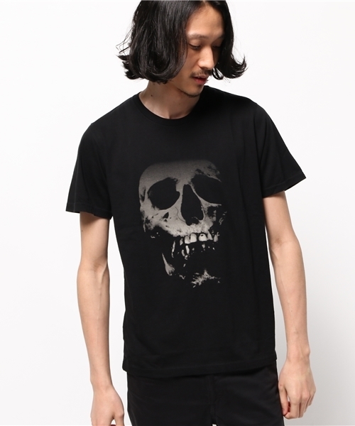 HYSTERICGlamour　ヒステリックグラマー スカルビーズ装飾 Tシャツ HYSTERIC GLAMOUR（ヒステリックグラマー）の「SKULL BERRY pt t