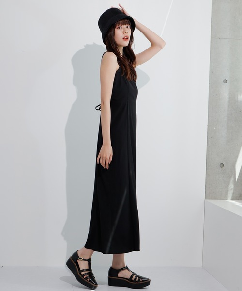 LADYMADE（レディメイド）の「フレアスリットキャミワンピース（ワンピース・レディース・アイボリー/ブラック/パープル・FREE）」の2枚目の写真