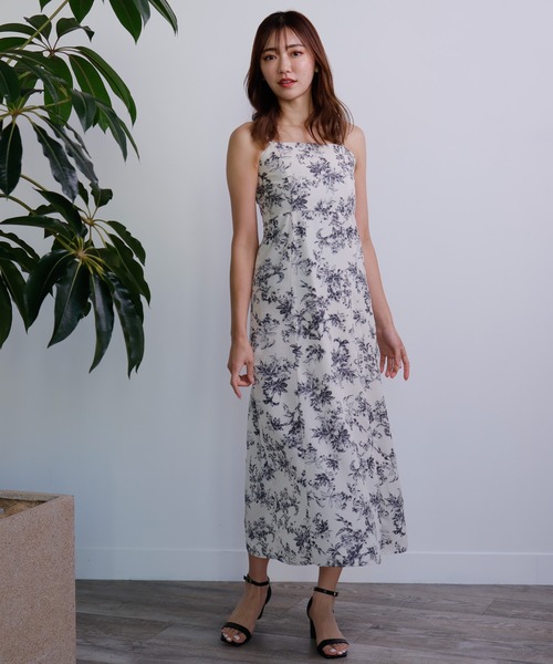 LADYMADE（レディメイド）の「フレアスリットキャミワンピース（ワンピース・レディース・アイボリー/ブラック/パープル・FREE）」の7枚目の写真