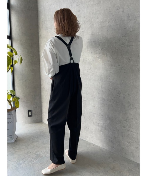 owndaily（オンデイリー）の「サスペンダー付きタックパンツ（サロペット/オーバーオール・レディース・グレー/ブラック・FREE）」の16枚目の写真