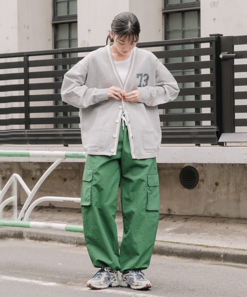 Levi's(リーバイス)の「Levi's/リーバイス GOLD TAB(TM) スウェットシャツ カーディガン グレー VINTAGE HTR GREY(カーディガン/ボレロ・レディース・マルチ・M/S/XS)」の4枚目の写真