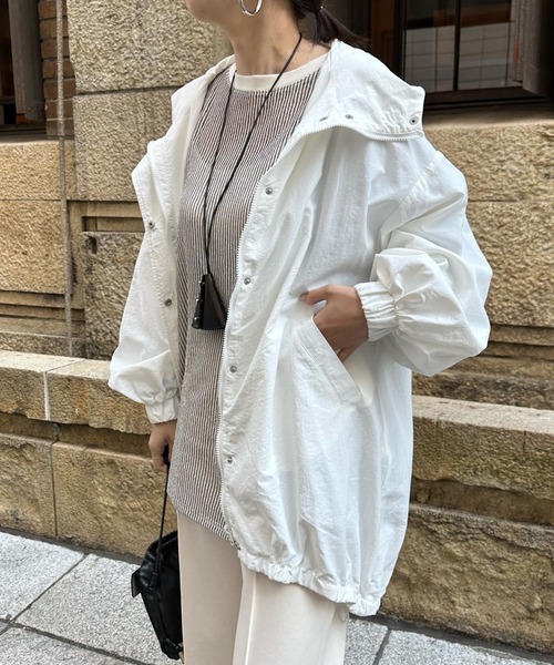 DouDou（ドゥドゥ）の「【WEB限定】ナイロンモンスターパーカー（ブルゾン・レディース・オフホワイト/ブラック・FREE）」の2枚目の写真