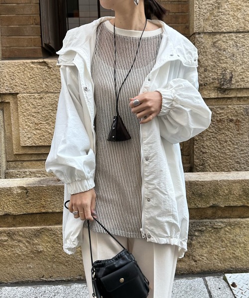 DouDou（ドゥドゥ）の「【WEB限定】ナイロンモンスターパーカー（ブルゾン・レディース・オフホワイト/ブラック・FREE）」の5枚目の写真