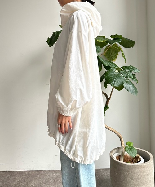 DouDou（ドゥドゥ）の「【WEB限定】ナイロンモンスターパーカー（ブルゾン・レディース・オフホワイト/ブラック・FREE）」の10枚目の写真