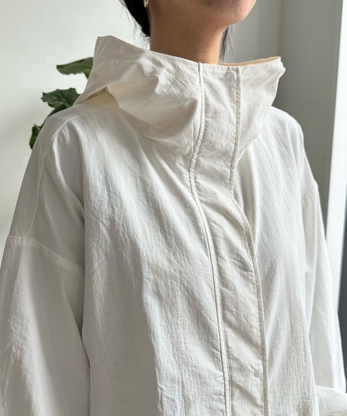 DouDou（ドゥドゥ）の「【WEB限定】ナイロンモンスターパーカー（ブルゾン・レディース・オフホワイト/ブラック・FREE）」の13枚目の写真