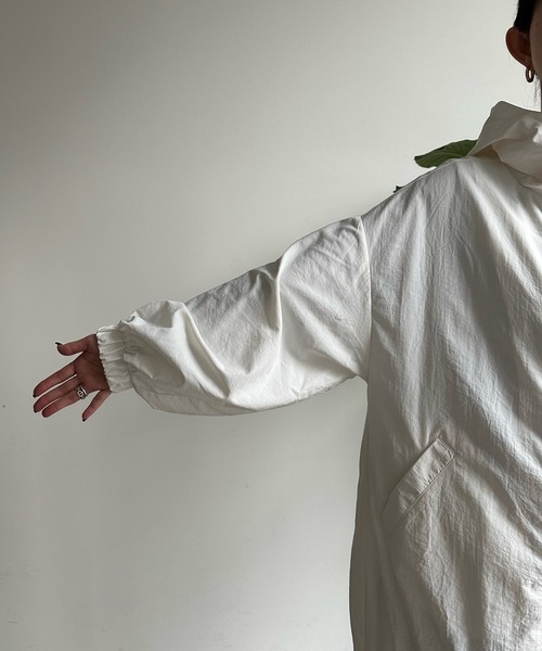 DouDou（ドゥドゥ）の「【WEB限定】ナイロンモンスターパーカー（ブルゾン・レディース・オフホワイト/ブラック・FREE）」の14枚目の写真