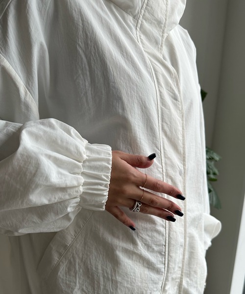 DouDou（ドゥドゥ）の「【WEB限定】ナイロンモンスターパーカー（ブルゾン・レディース・オフホワイト/ブラック・FREE）」の15枚目の写真