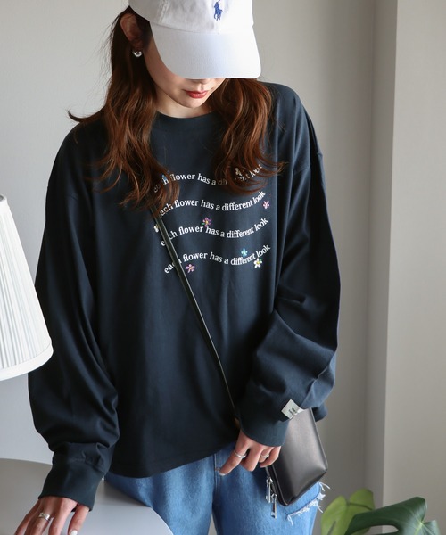 COURO（コウロ）の「刺繍ボリュームスリーブロンT（Tシャツ/カットソー