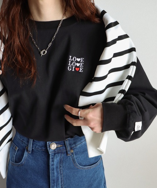 COURO(コウロ)の「刺繍ボリュームスリーブロンT(Tシャツ/カットソー・レディース・ホワイト/ブラック/ネイビー/グレー/ブルー/マスタード/ホワイト系その他/ブラック系その他/ホワイト系その他3/ブラック系その他4/アイボリー系1/ブラック系その他2/アイボリー/ホワイト系その他5/アイボリー系2/ホワイト系その他2/ブラック系その他3/アイボリー系/ホワイト系その他4/ブラック系その他5・M/L)」の7枚目の写真