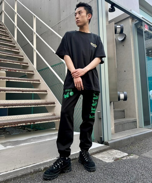 Candy Stripper（キャンディストリッパー）の「FIGHT PEPE BIG Tシャツ（Tシャツ/カットソー・レディース・ブルー/パープル/ブラック/オフホワイト・2）」の13枚目の写真