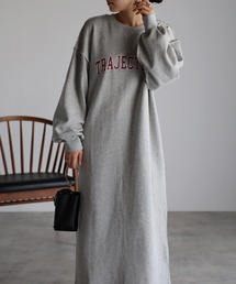 TRAJECTORYロゴスウェットワンピース
