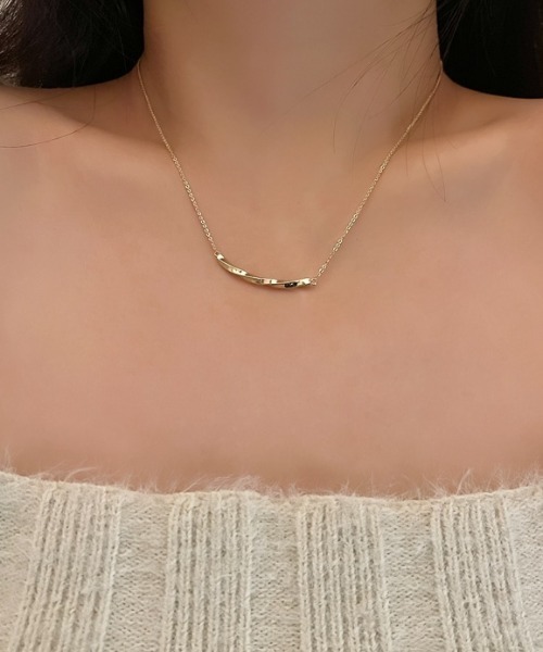 tolene(トレネ)の「ニュアンスモチーフネックレス(ネックレス・レディース・シルバー/ゴールド・ONE SIZE)」の1枚目の写真