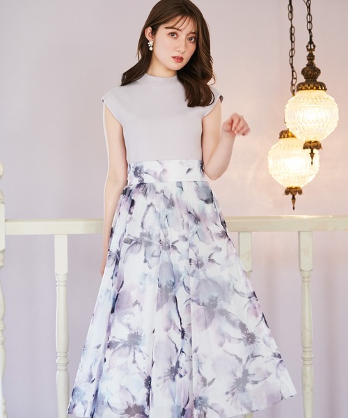 Noela（ノエラ）の「メッシュぼかしフラワースカート（スカート