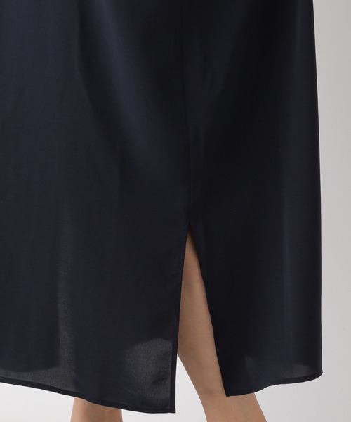 LEPSIM(レプシィム)の「マルチメリットロングワンピース 164083(ワンピース・レディース・ネイビー/レッド/カーキ/ブラウン・FREE)」の19枚目の写真