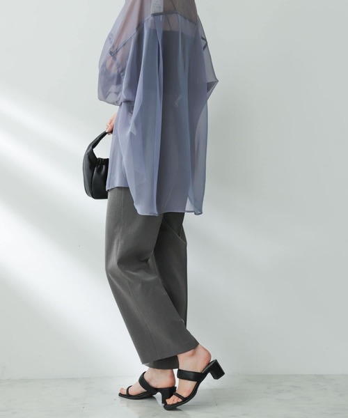 SENSE OF PLACE by URBAN RESEARCH（センスオブプレイスバイアーバンリサーチ）の「センタープレスストレートパンツ（スラックス・レディース・ブラック/ライトベージュ/チャコールグレー・X-SMALL/SMALL/MEDIUM/TALL）」の13枚目の写真