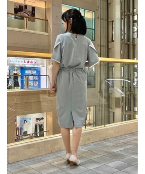 Perfect Suit FActory（パーフェクトスーツファクトリー）の「【セットアップ可能】バイカラーパイピング　スカート　ベージュ/グリーン（スカート・レディース・ライトグリーン/ベージュ・M/L/S）」の12枚目の写真